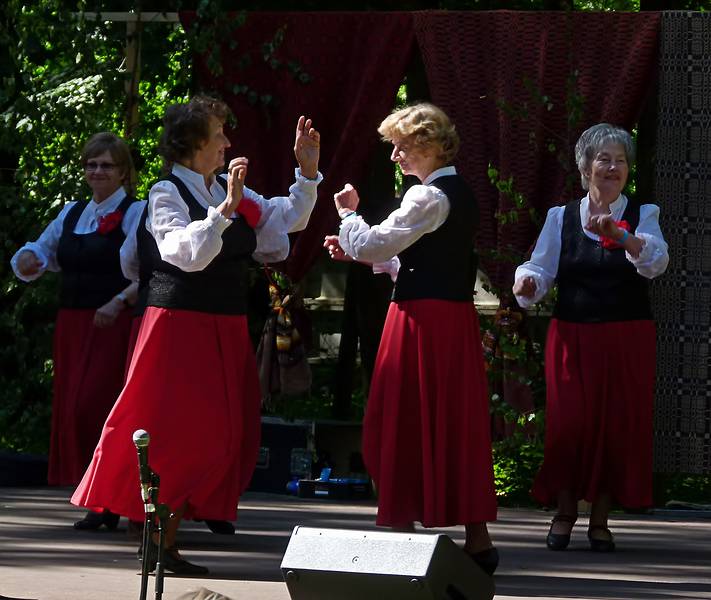 More entertainment at the museum.<br />Arts and crafts fair at the Latvian Ethnographic Open Air Museum.<br />June 4, 2011 - Riga, Latvia.