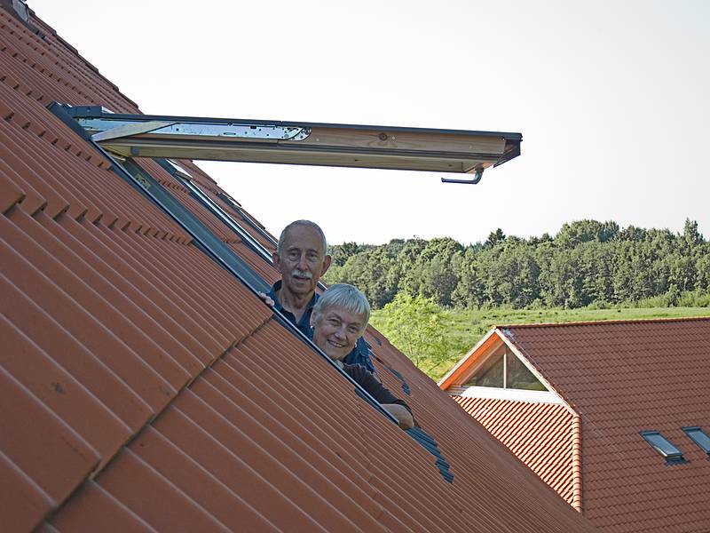 Ronnie and Baiba, from skylight ot skylight.<br />June 9, 2011 - At Annas Resort, Zaubes pagasts (parish), Latvia.