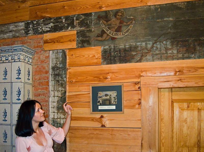 Baiba, our guide at the Manor.<br />June 10. 2011 - Ungurmuia, Cesis District, Latvia.
