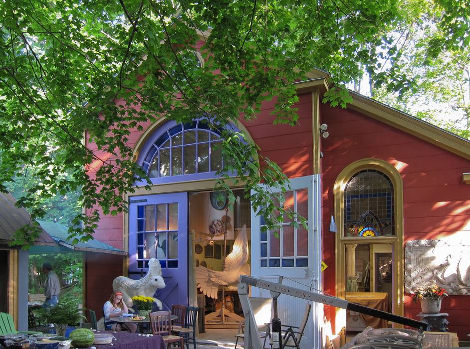 The studio in the back yard.<br />May 27, 2012 - At Jeff and Lindley's in Newburyport, Massachusetts.