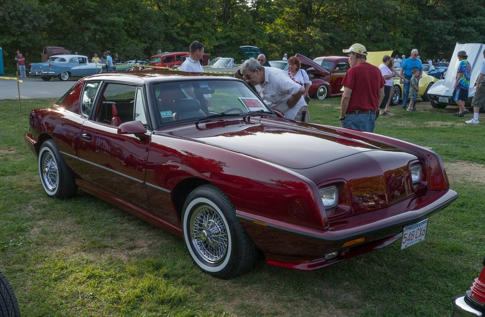 1989 Avanti, for sale for $33,000.<br />Antique auto show at Skips.<br />August 25, 2012 - Merrimac, Massachusetts.