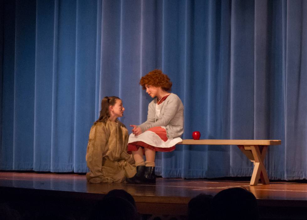 Performance of Annie Jr.<br />Nov. 3, 2012 - Miscoe Hill School, Mendon, Massachusetts.