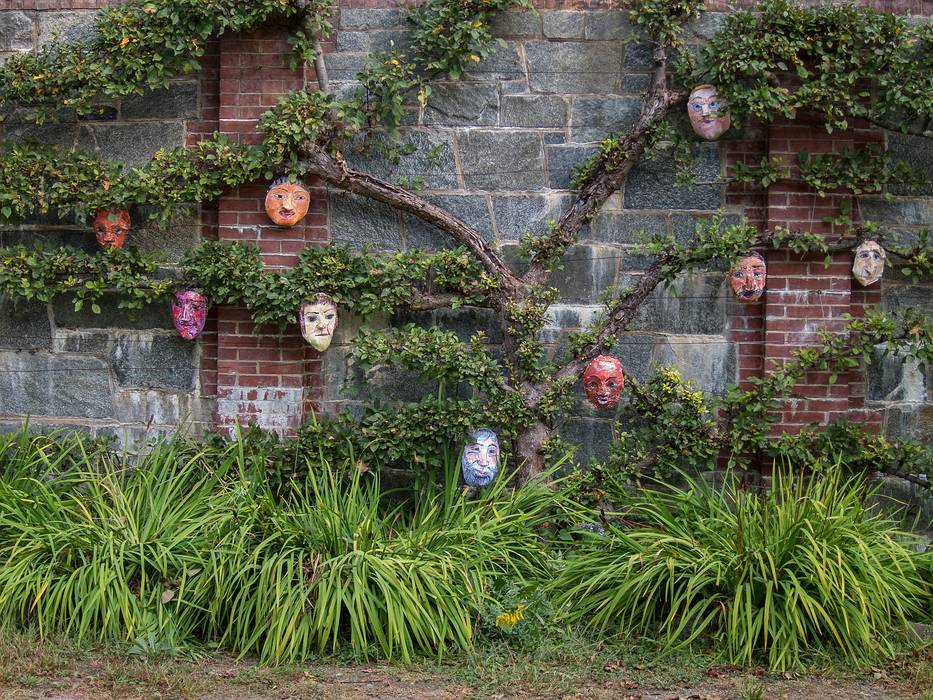 Nancy Sander: We.<br />Outdoor Sculpture at Maudslay.<br />Sept. 7-29, 2012 - Maudslay State Park, Newburyport, Massachusetts.