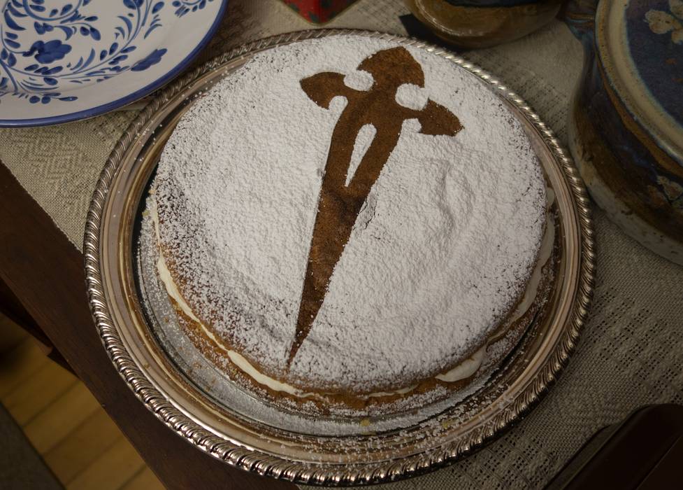 Tarta de Santiago or St. James' Cake.<br />Party for a few friends and neighbors.<br />Dec. 29, 2013 - Merrimac, Massachusetts.