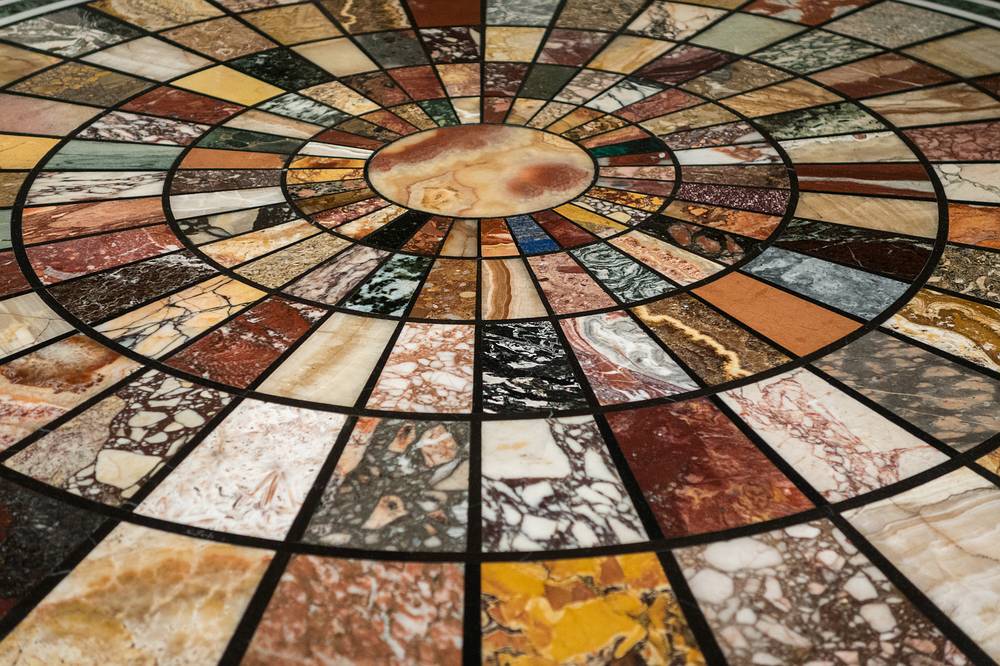 A table top.<br />March 28, 2014 - National Gallery of Art in Washington, DC.