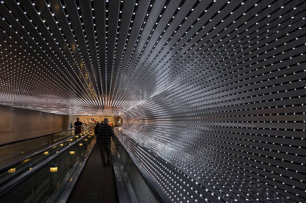 Tunnel connecting the East and West Wings.<br />March 28, 2014 - National Gallery of Art in Washington, DC.