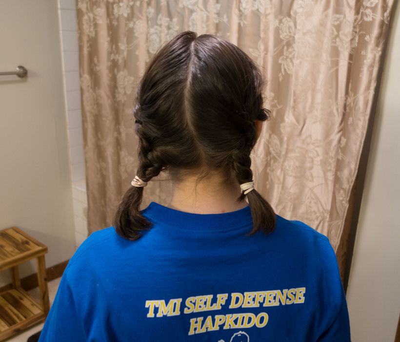 Miranda sporting Pam's work.<br />Visiting Deb and Ray at their rental.<br />July 24, 2014 - Conway, New Hampshire.