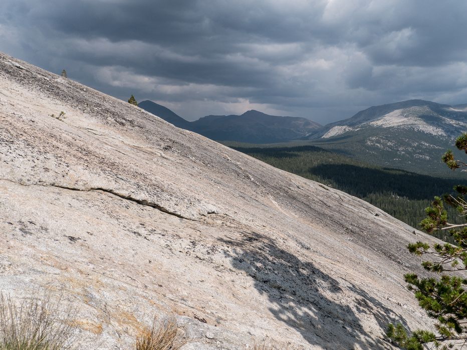 Slope of Lemgert Dome which we traversed.<br />Hike aroun/on Lembert Dome.<br />Aug. 8, 2014 - Yosemite National Park.