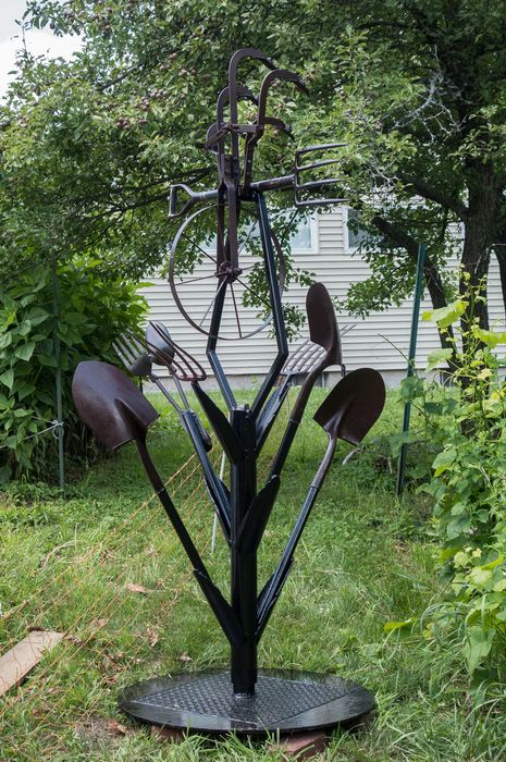 Sculpture by Joyce for Paul.<br />July 10, 2015 - At Paul and Norma's in Tewksbury, Massachusetts.
