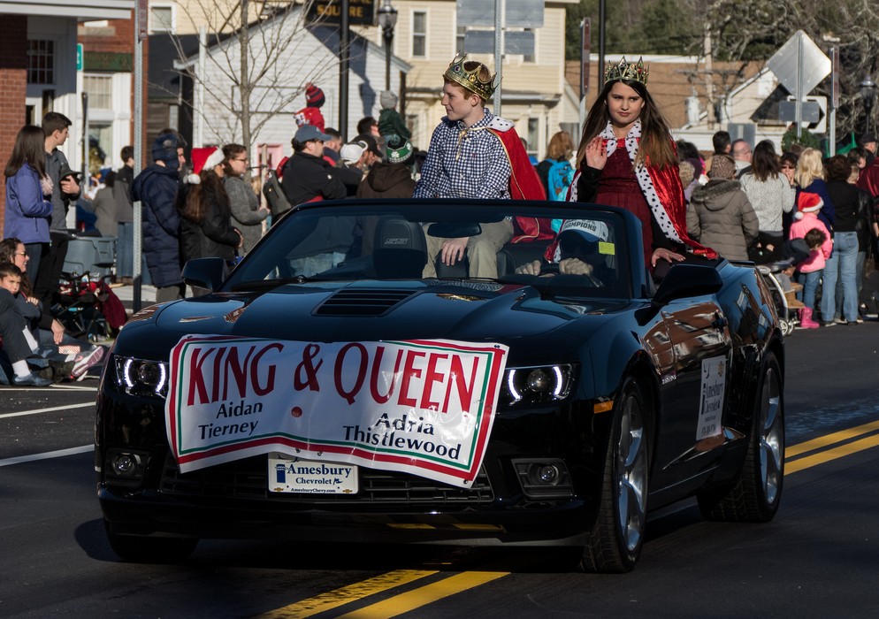 Aidan Tierney, king and Adria Thislewood, queen.<br />Santa Parade.<br />Dec. 6, 2015 - Merrimac, Massachusetts.