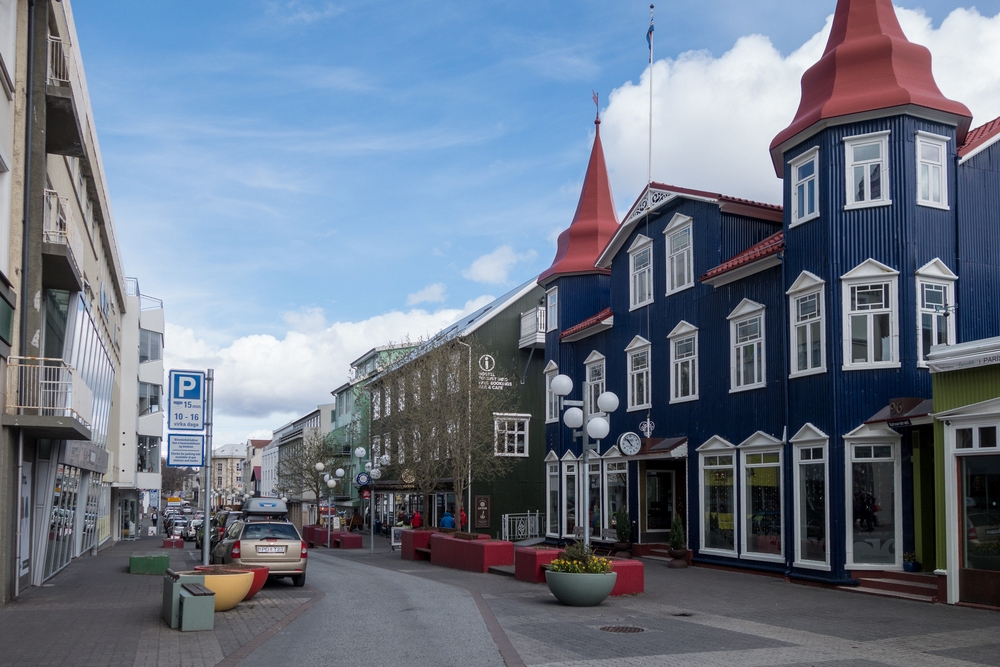 Hafnarstrti, the main drag downtown.<br />May 26, 2015 - Akureyri, Iceland.