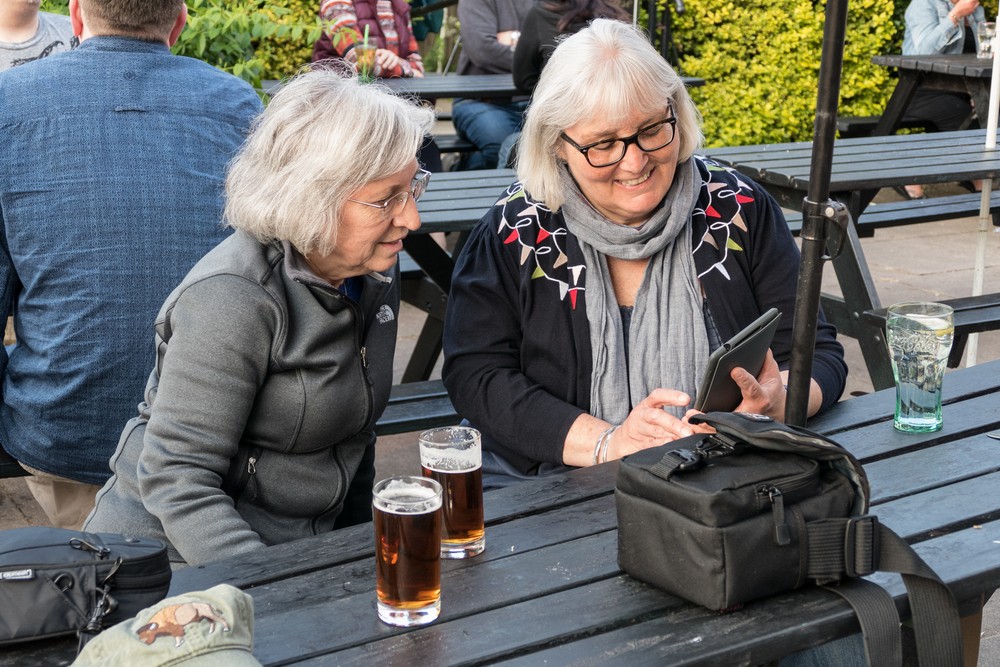 Joyce and Stephanie.<br />At the Weir Pub for dinner.<br />May 28, 2016 - Walton-on-Thames, Surray, UK.
