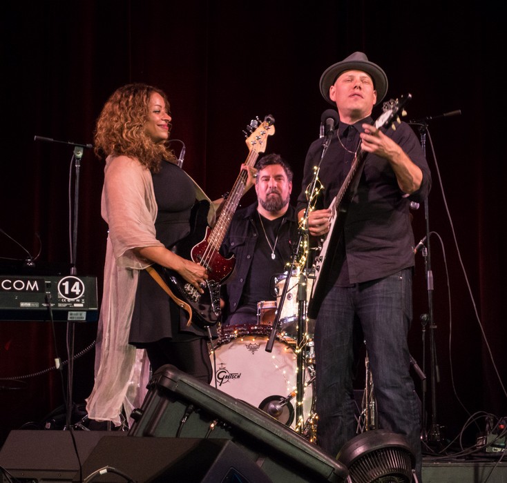 The act before Victor's.<br />Victor Wainwright and the Wildroots.<br />Oct. 1,2016 - Larcom Theatre, Beverly, Massachusetts.