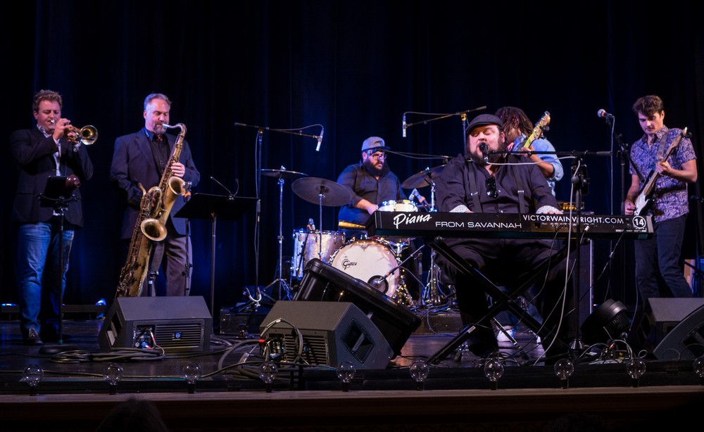 Victor Wainwright and the Wildroots.<br />Oct. 1,2016 - Larcom Theatre, Beverly, Massachusetts.