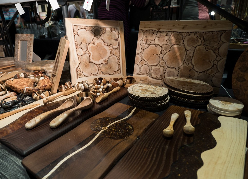 Arts and crafts for sale.<br />Latvian Song and Dance Festival.<br />June 30, 2017 - At the Renaissance Hotel in Baltimore, Maryland.