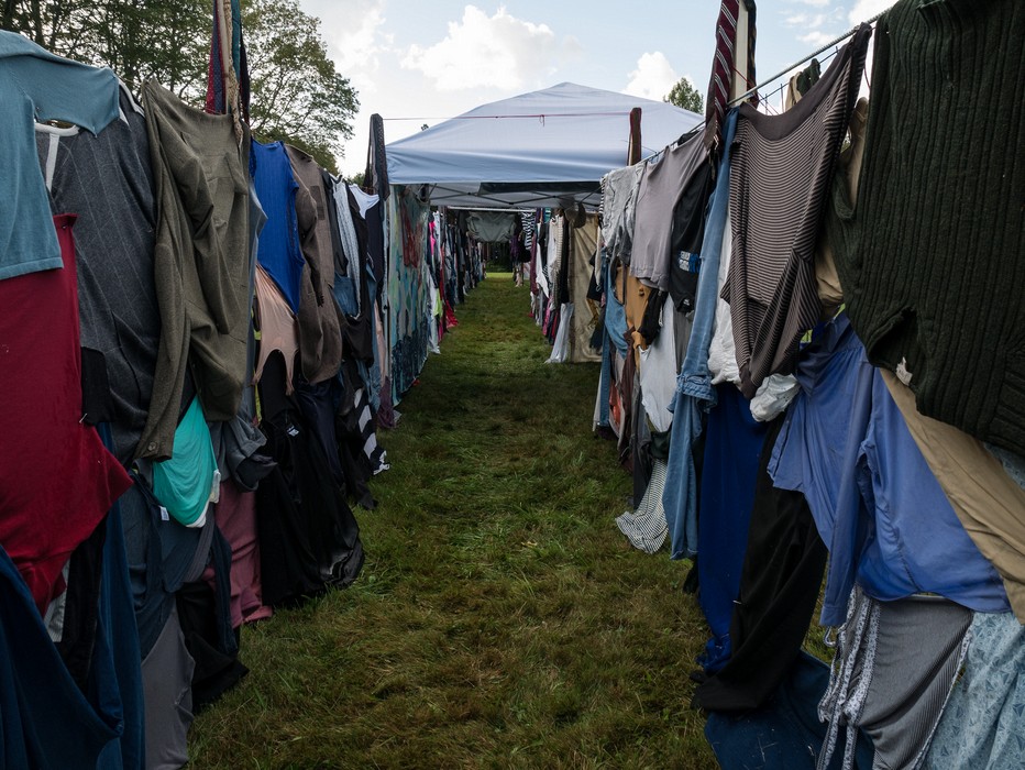 Untitled by Gordon Przybyla & Damon Jespersen.<br />Maudslay Outdoor Sculpture show installation.<br />Sep. 9, 2017 - Maudslay State Park, Newburyport, Massachusetts.