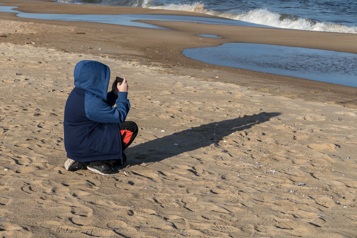 Matthew photographing.<br />A walk with Joyce, Carl, and Matthew.<br />Nov. 25, 2017 - Parker River National Wildlife Refuge, Plum Island, Massachusetts.