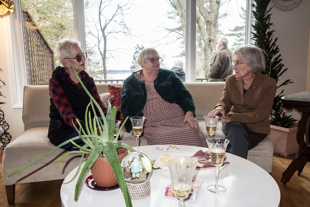 Lilita, Edite, and Joyce.<br />Dec. 2, 2017 - At John and Priscilla's in Newmarket, New Hampshire.