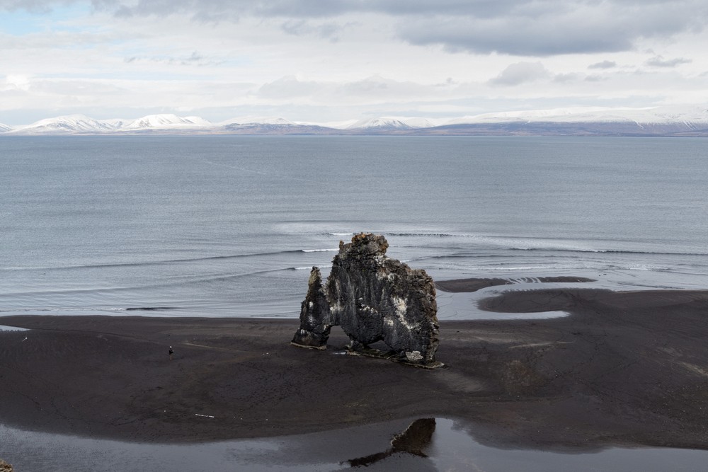 The frozen troll at Hvtserkur (he was cought by daylight).<br />Along the eastern side.<br />April 18, 2017 - Trip around the Vatnsnes Peninsula, Iceland.