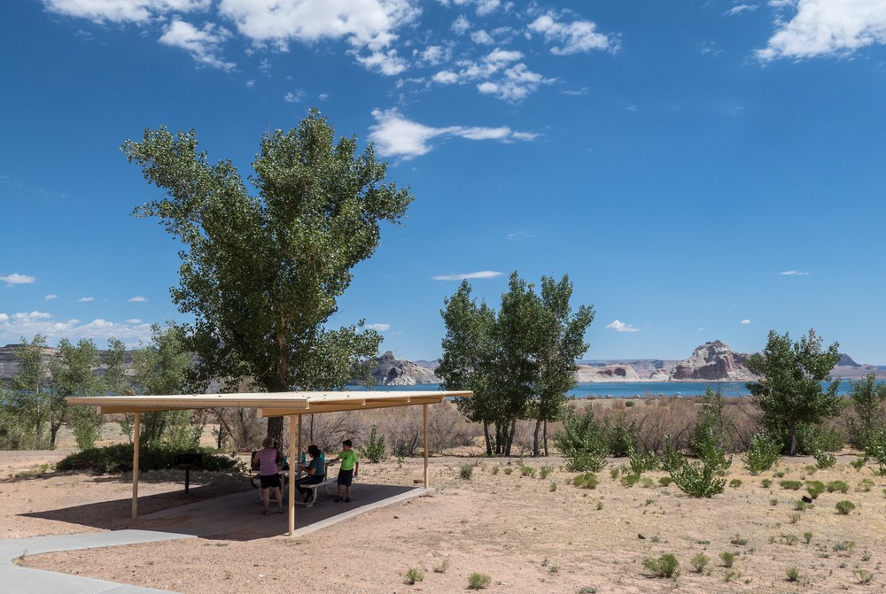 Joyce, Holly, Miranda, Matthew.<br />Picnic area.<br />Aug. 10, 2017 - Wahweap, Arizona.