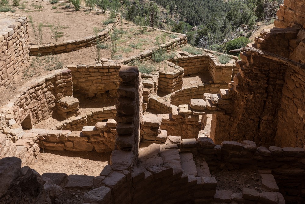 Ranger guided tour of Long Huose.<br />Aug. 16, 2017 - Mesa Verde National Park, Colorado.