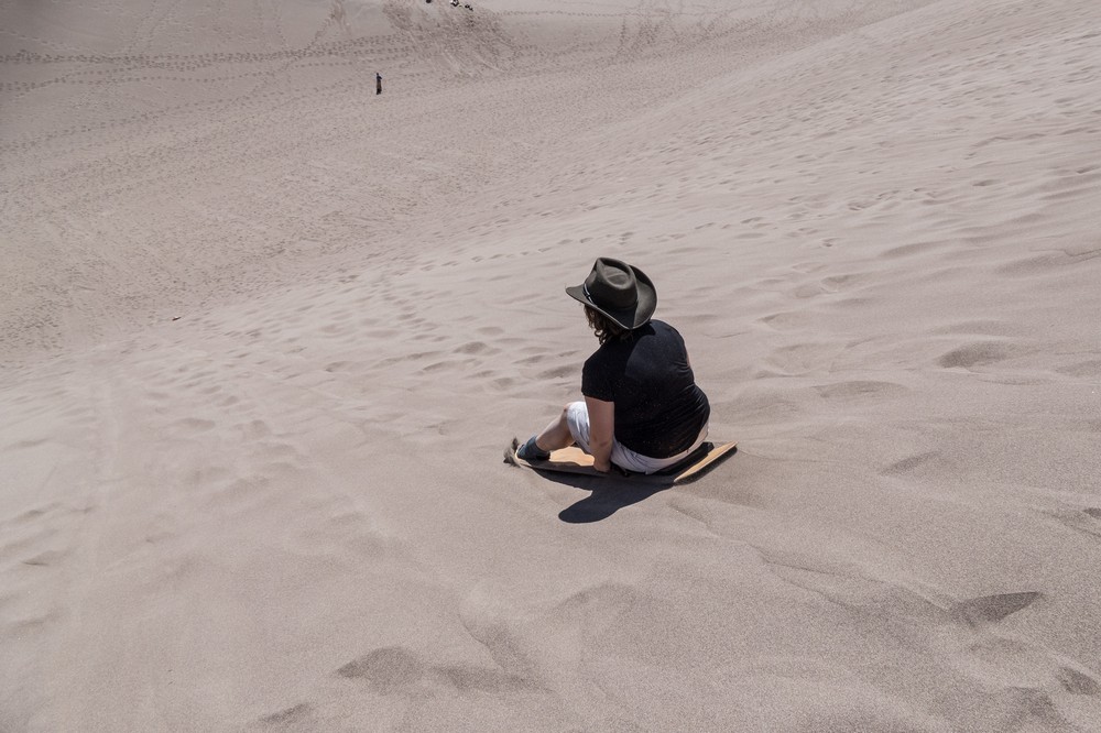 Good start to Miranda's run.<br />Aug. 18, 2017 - Great Sand Dunes National Park, Colorado.