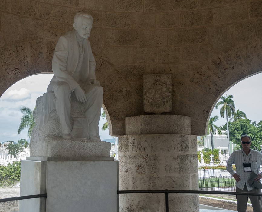 Monument to Jose Marti and Bob.<br />Oct. 30, 2016 - Saint Ifigenia Cemetery in Santiago de Cuba.