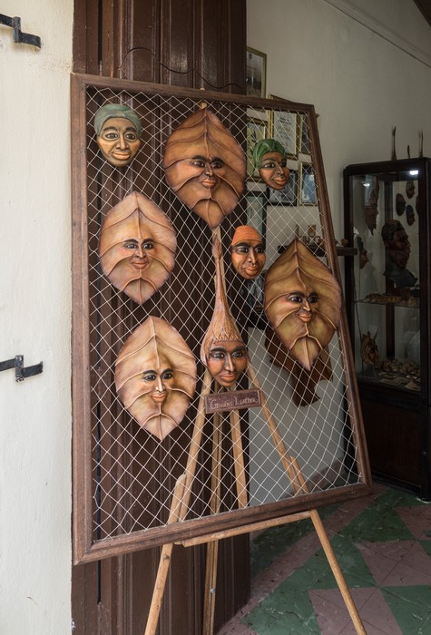 Leather made faces.<br />Plaza de San Juan de Dios.<br />Nov. 3, 2016 - Camag�ey, Cuba.