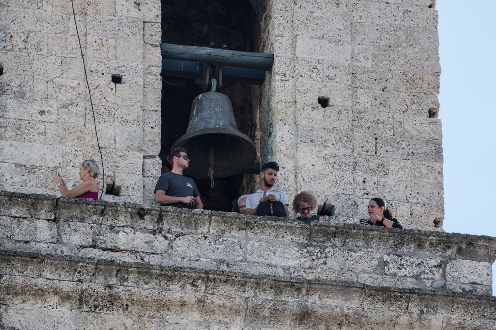 People on the tower of the Basilica de San Francisco de Asis.<br />Nov. 10, 2016 - San Francisco Square, Havana, Cuba.